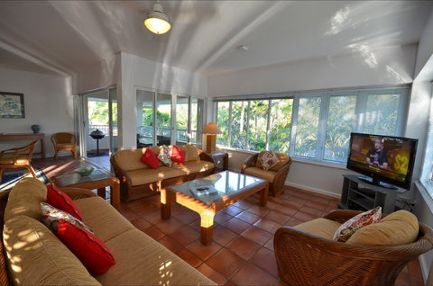 Balboa Apartments - Accommodation Sunshine Coast 2