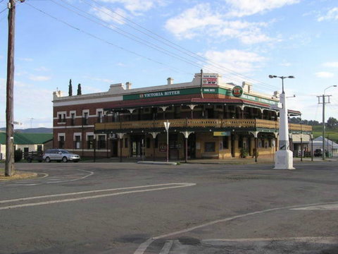 Bank Hotel - Accommodation Sunshine Coast 0