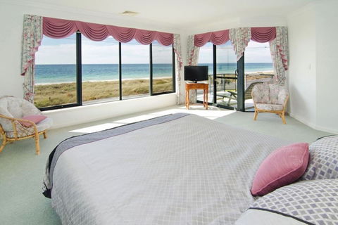 Bayside Beauty - Accommodation Sunshine Coast 1