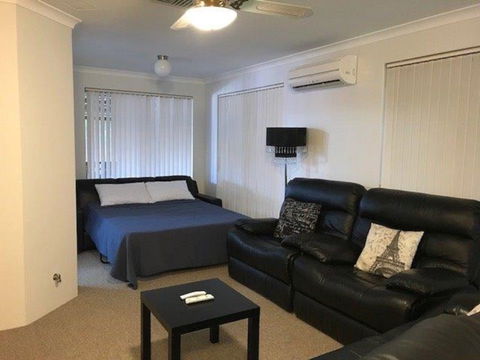 Canalside Family Getaway - Accommodation Sunshine Coast 2