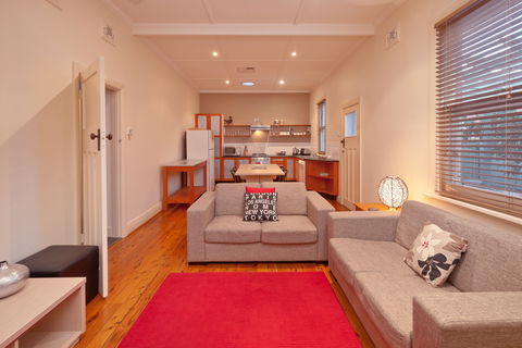 Central Crisp - Accommodation Sunshine Coast 1