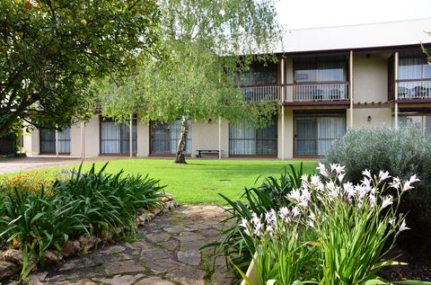 Coonawarra Motor Lodge - Accommodation Sunshine Coast 0