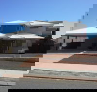Cozzys Condo Luxury Beach House - Accommodation Sunshine Coast
