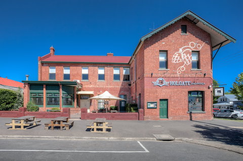Holgate Hotel - Accommodation Sunshine Coast 0