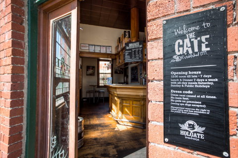 Holgate Hotel - Accommodation Sunshine Coast 1