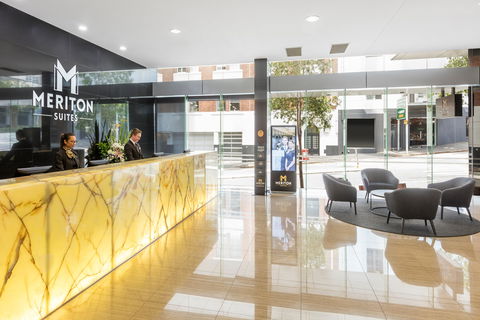 Meriton Suites Adelaide Street, Brisbane - Accommodation Sunshine Coast 1