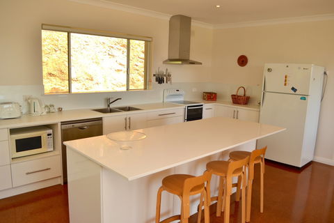 Pat And Ted's In The Piccadilly Valley - Accommodation Sunshine Coast 1