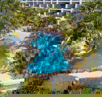 Ramada Resort by Wyndham Golden Beach - Accommodation Sunshine Coast