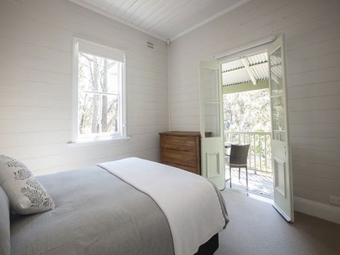 Reids Flat Cottage - Accommodation Sunshine Coast 1
