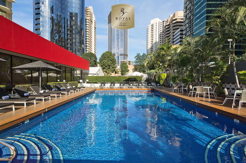 Royal On The Park Hotel And Suites - Accommodation Sunshine Coast 0