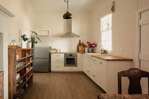 The Cottage At Dunmore Farm - Accommodation Sunshine Coast 1