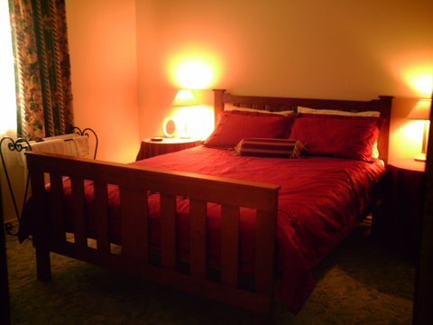 The Cottage No 12 On North - Accommodation Sunshine Coast 1