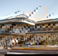 The Family Hotel Maitland - Accommodation Sunshine Coast