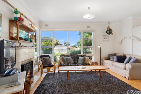 The Cutting - Accommodation Sunshine Coast 1