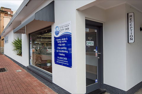 Victor Harbor City Inn - Accommodation Sunshine Coast 2