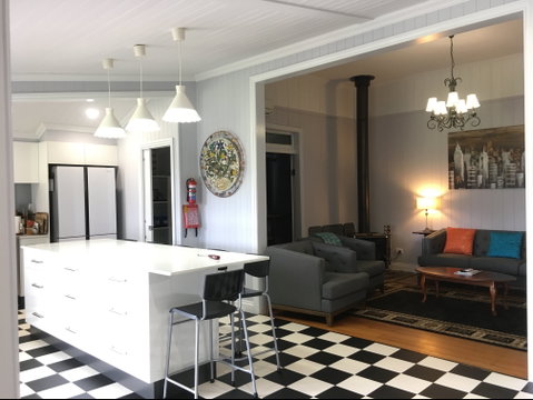 Area 51 Warwick - Accommodation Sunshine Coast 0