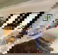 Bangalow Studio Apartment - Accommodation Sunshine Coast