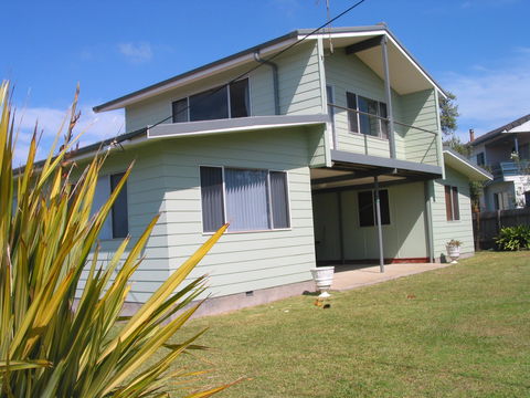 Berrara Cove Beach House - Accommodation Sunshine Coast 2