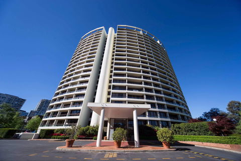 BreakFree Capital Tower - Accommodation Sunshine Coast 0