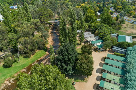 Bright Riverside Holiday Park - Accommodation Sunshine Coast 0