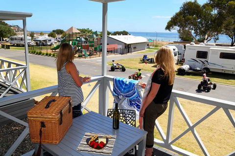 Brighton Caravan Park - Accommodation Sunshine Coast 2