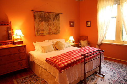 Buxton Manor - Garden And Loft Apartment - Accommodation Sunshine Coast 1