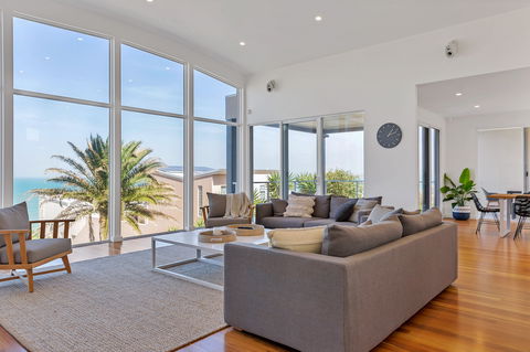 Carpe Diem, 15 Barbara Str Port Elliot - Accommodation Sunshine Coast 2
