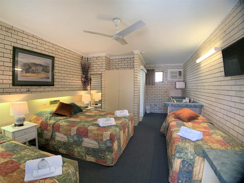 Cara Motel - Accommodation Sunshine Coast 1