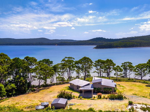 Cloudy Bay Lagoon Estate - Accommodation Sunshine Coast 0