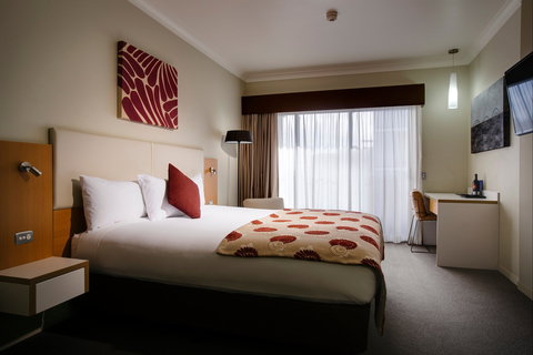 Grand Hotel And Apartments Townsville - Accommodation Sunshine Coast 2