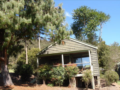 Greenwood Cabin - Accommodation Sunshine Coast 0