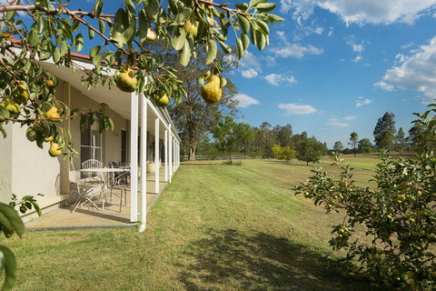 Hillcrest House - Accommodation Sunshine Coast 0
