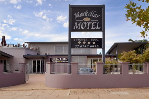 Mackellar Motel - Accommodation Sunshine Coast 0