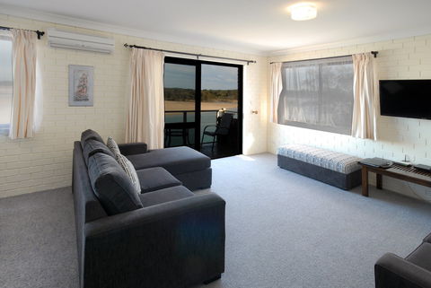 Marcel Towers Holiday Apartments - Accommodation Sunshine Coast 2