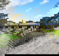 McKinnon's Holiday Home - Accommodation Sunshine Coast