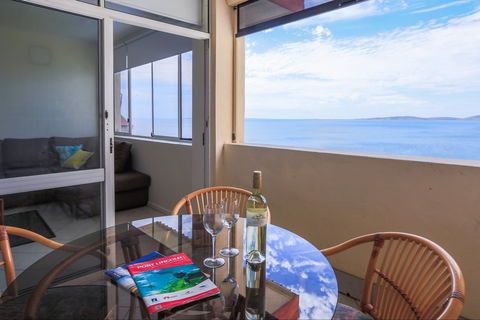 Spalding Lodge Unit 12 - Accommodation Sunshine Coast 0
