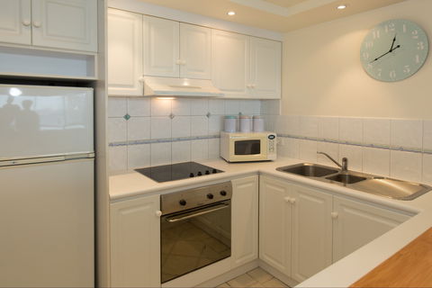 Spalding Lodge Unit 12 - Accommodation Sunshine Coast 2