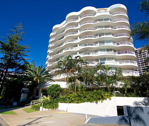 Surf Parade Resort - Accommodation Sunshine Coast 0