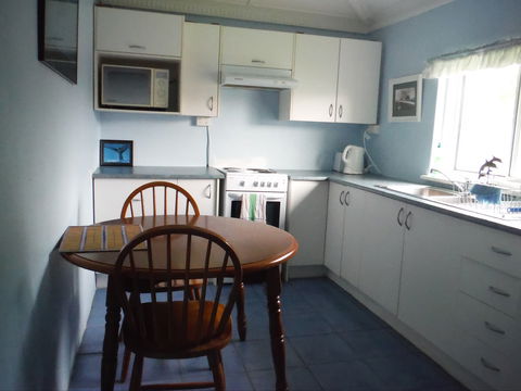 The Little White House - Accommodation Sunshine Coast 1