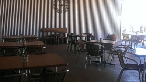 The Port Of Bourke Hotel - Accommodation Sunshine Coast 2
