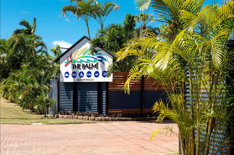 The Palms Hervey Bay - Accommodation Sunshine Coast 0