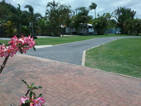 The Palms Hervey Bay - Accommodation Sunshine Coast 1