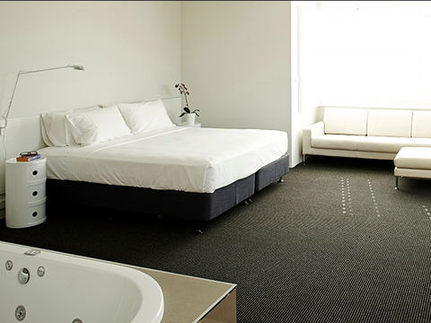 The Horatio Motel And Suites - Accommodation Sunshine Coast 2