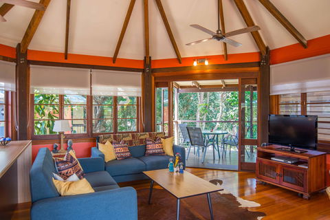The African Village - By Clouds - Accommodation Sunshine Coast 2