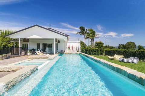 Villa St Helena - Accommodation Sunshine Coast 0