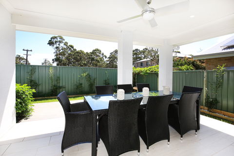 Wowly Waters - Accommodation Sunshine Coast 1