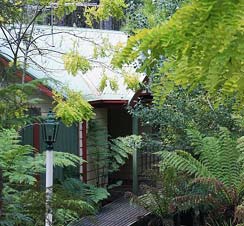 Eagle Hammer Cottages - Accommodation Sunshine Coast 1