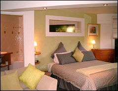 Valley Guest House - Accommodation Sunshine Coast 3