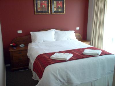 Park Lane Tourist Park - Accommodation Sunshine Coast 0