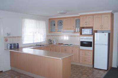 Park Lane Tourist Park - Accommodation Sunshine Coast 3